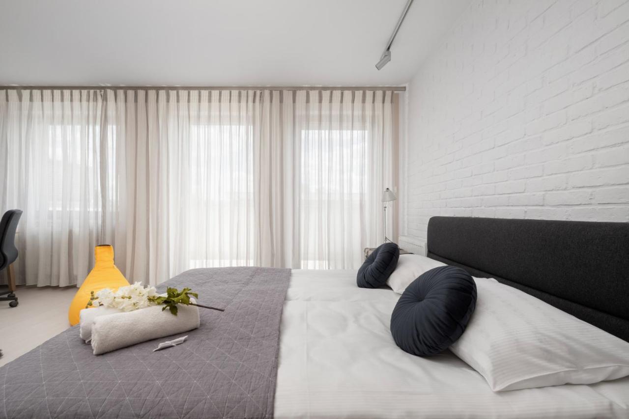 Wroclaw Dabie Silver By Renters Exteriör bild