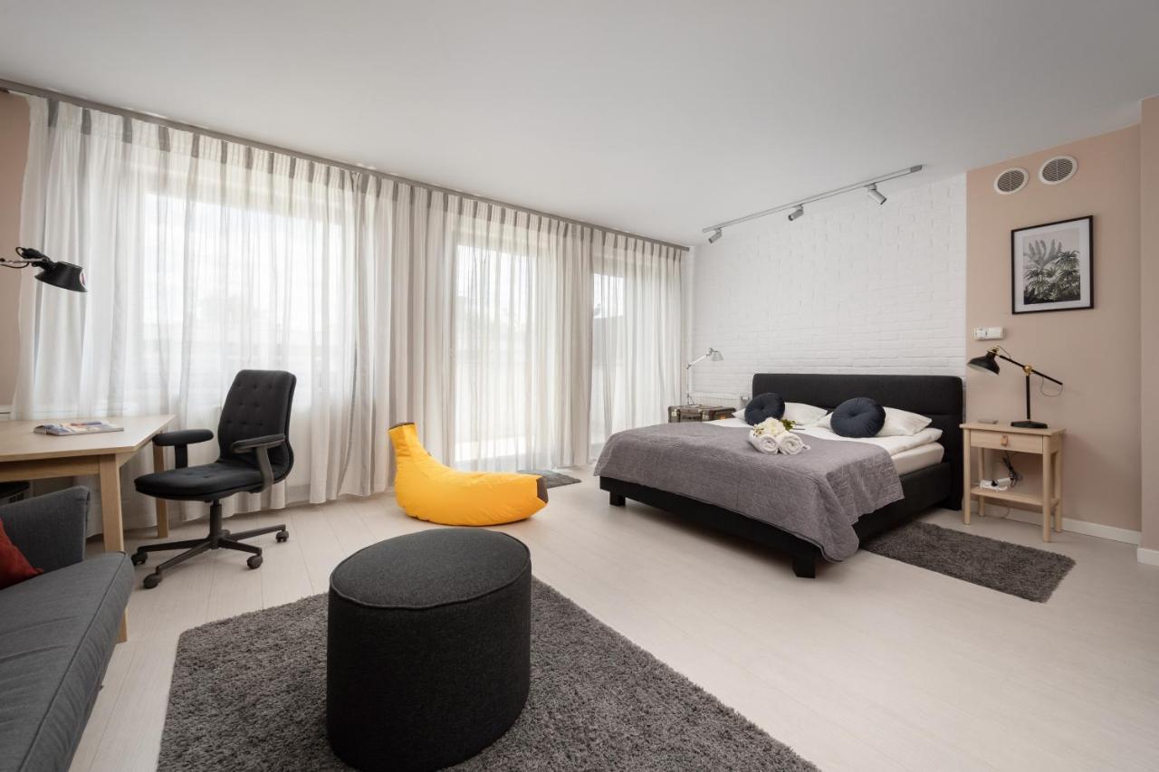 Wroclaw Dabie Silver By Renters Exteriör bild