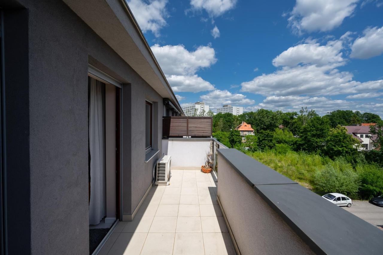 Wroclaw Dabie Silver By Renters Exteriör bild
